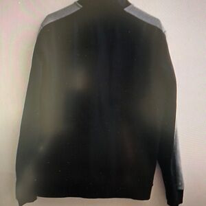 Men's Black and Gray Jacket